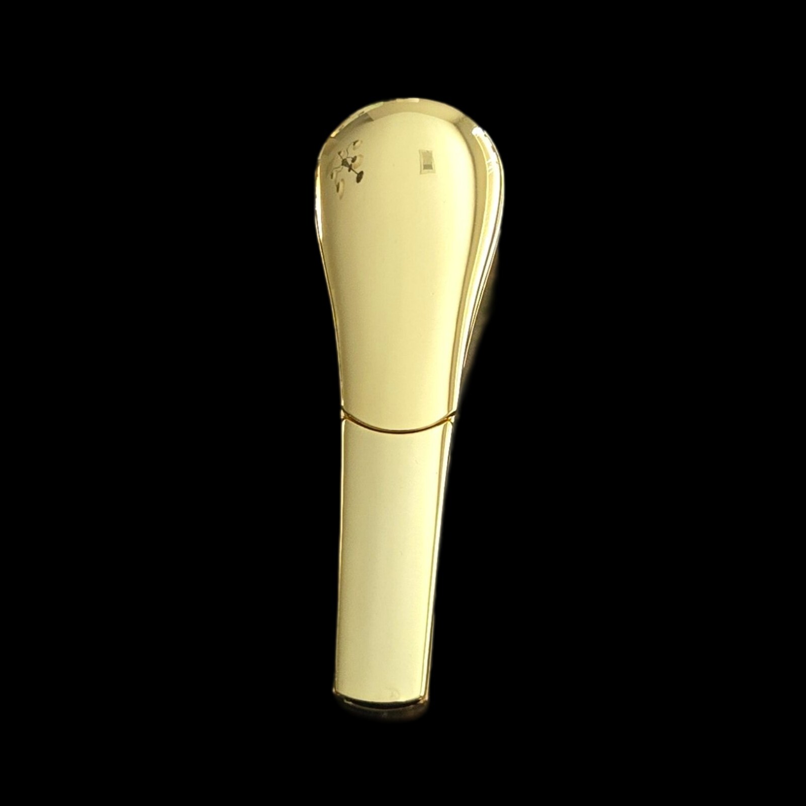 Stunning Gold Pipes Collector Dream. 