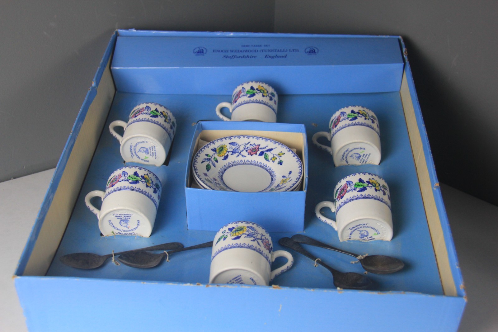 6 Vintage Davenport Enoch Wedgwood Tunstall Demitasse Cups & Saucers Set w/ Box