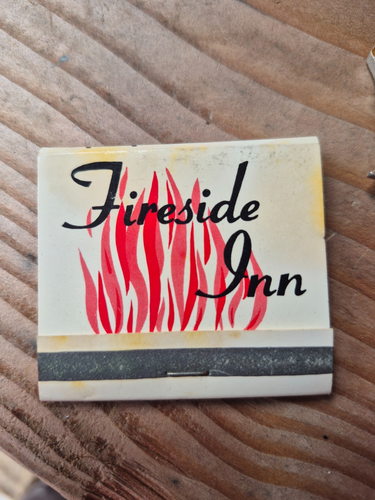 Vintage 1970\'s Fireside Inn Ventura CA Matchbook Hotel Matchbook