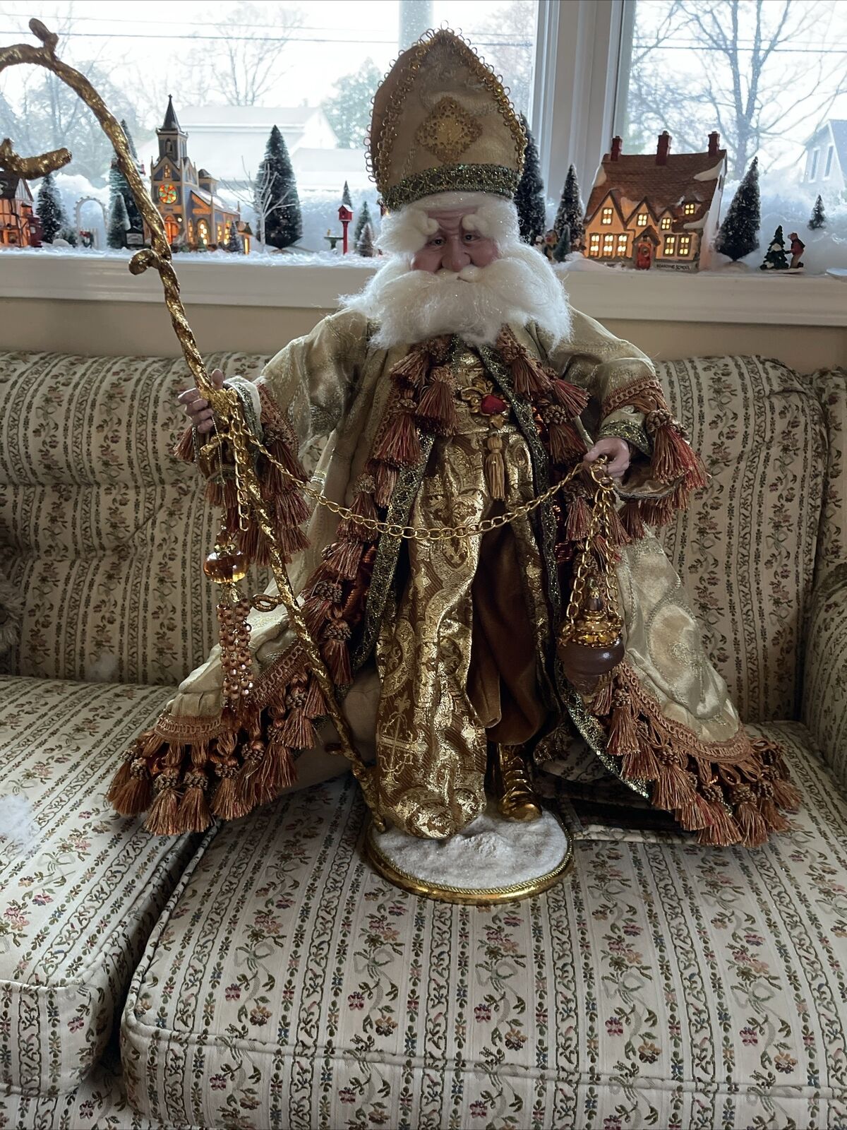 Classic Antique Santa From The Robert’s Collection 