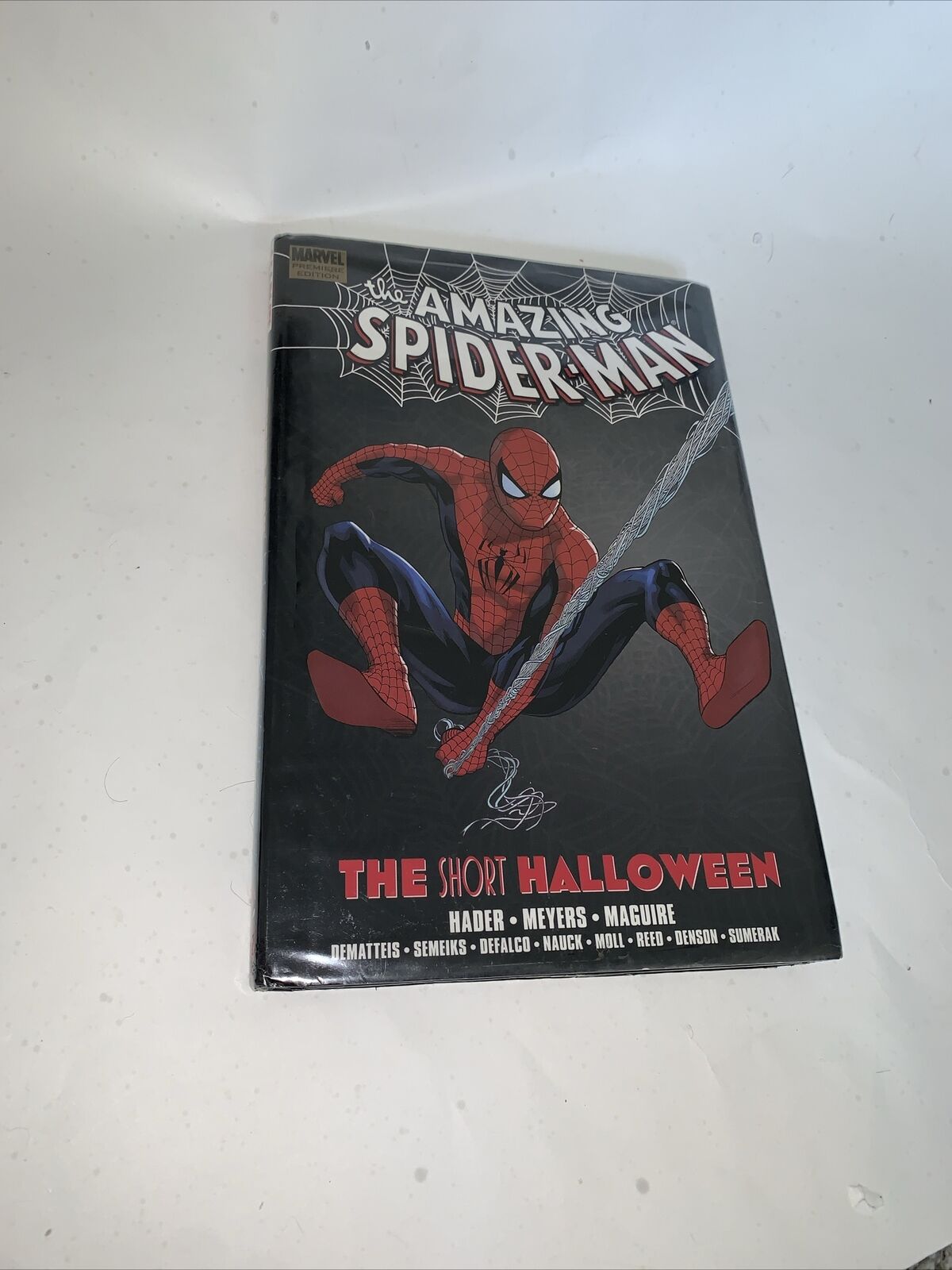 Amazing Spiderman Short Halloween Premiere Ed Hardcover Hader 2009