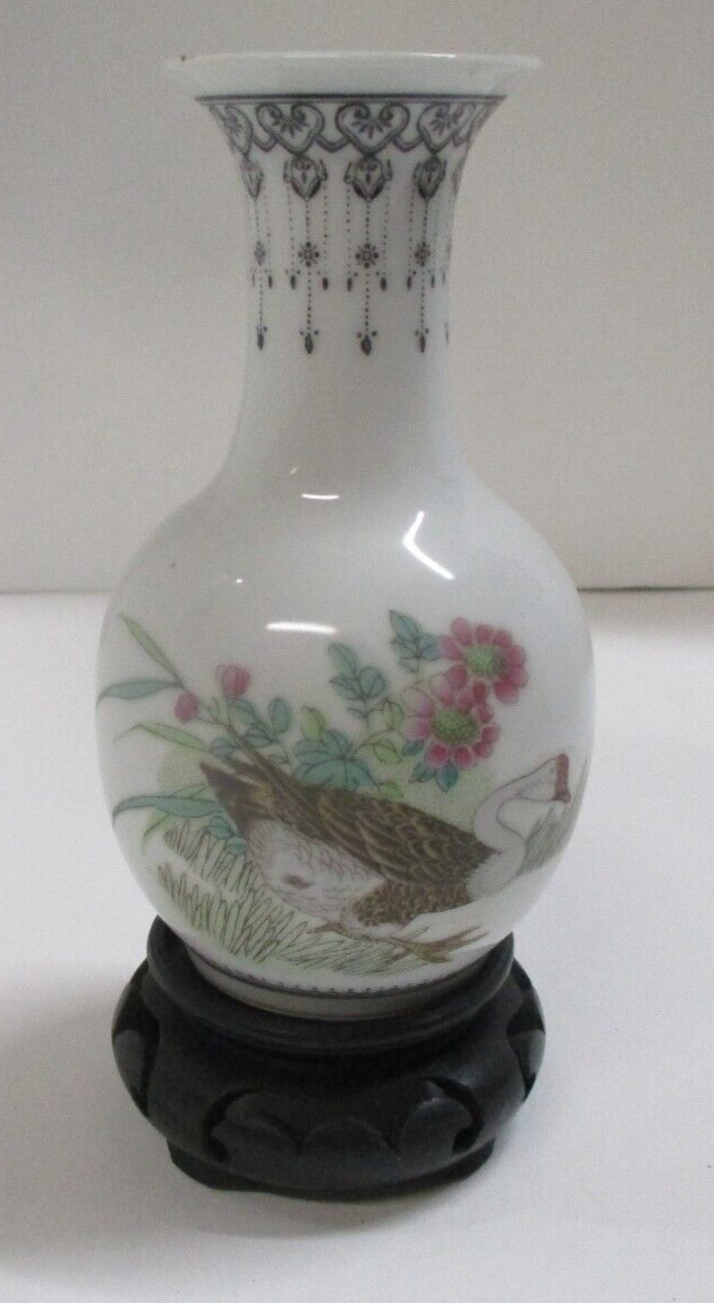 Small Vintage Porcelain Vase with Flowers and Swan