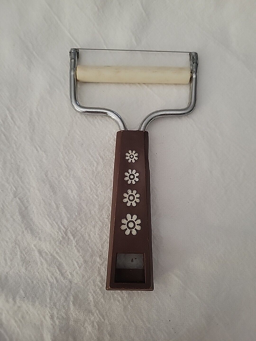 Vintage Travco Cheese Slicer Brown Handle with White Flowers
