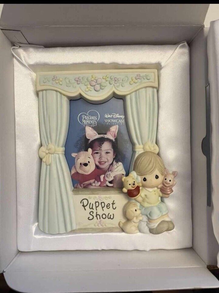 Precious Moments Disney Pooh\'s Puppet Show Picture Frame NEW IN BOX