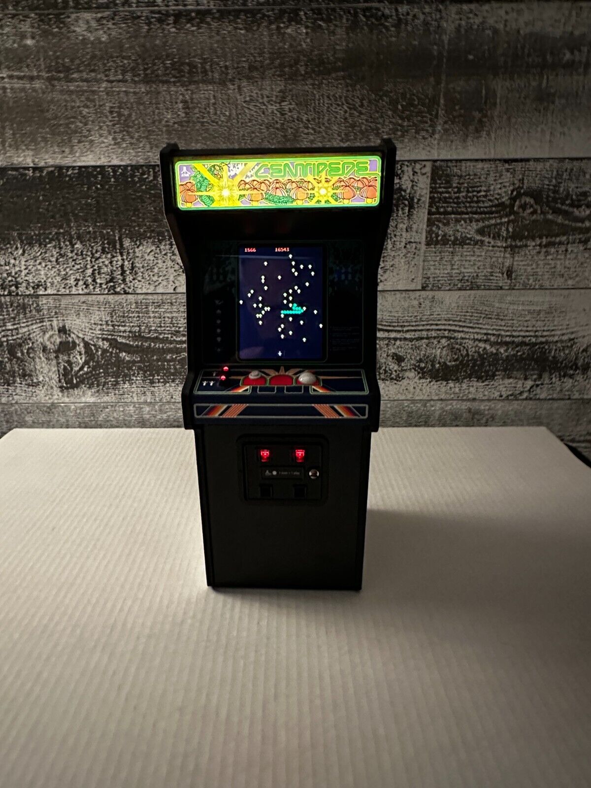BRAND NEW NIB Centipede - New Wave Toys - Replicade Atari 1/6 Scale Arcade Game 