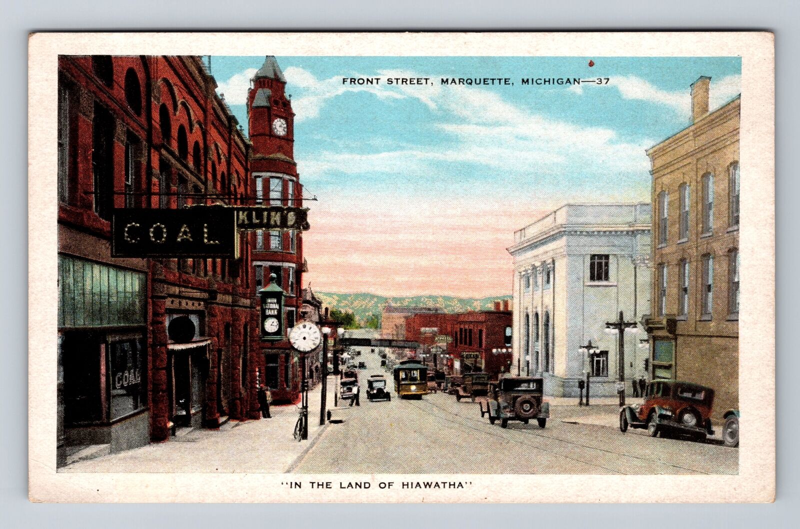Marquette MI-Michigan, Front Street, Antique, Souvenir Vintage Postcard