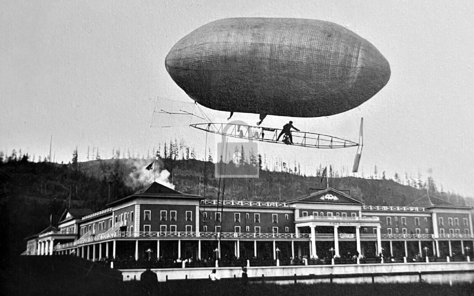 Lincoln Beachey Dirigible American Inn Portland Oregon OR - Reprint Lincoln Beachey Dirigible American Inn Portland Oregon OR - Reprint