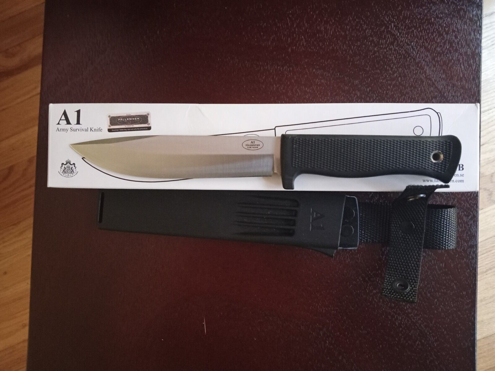 Fallkniven A1 Fixed-Blade Survival Knife 6.38