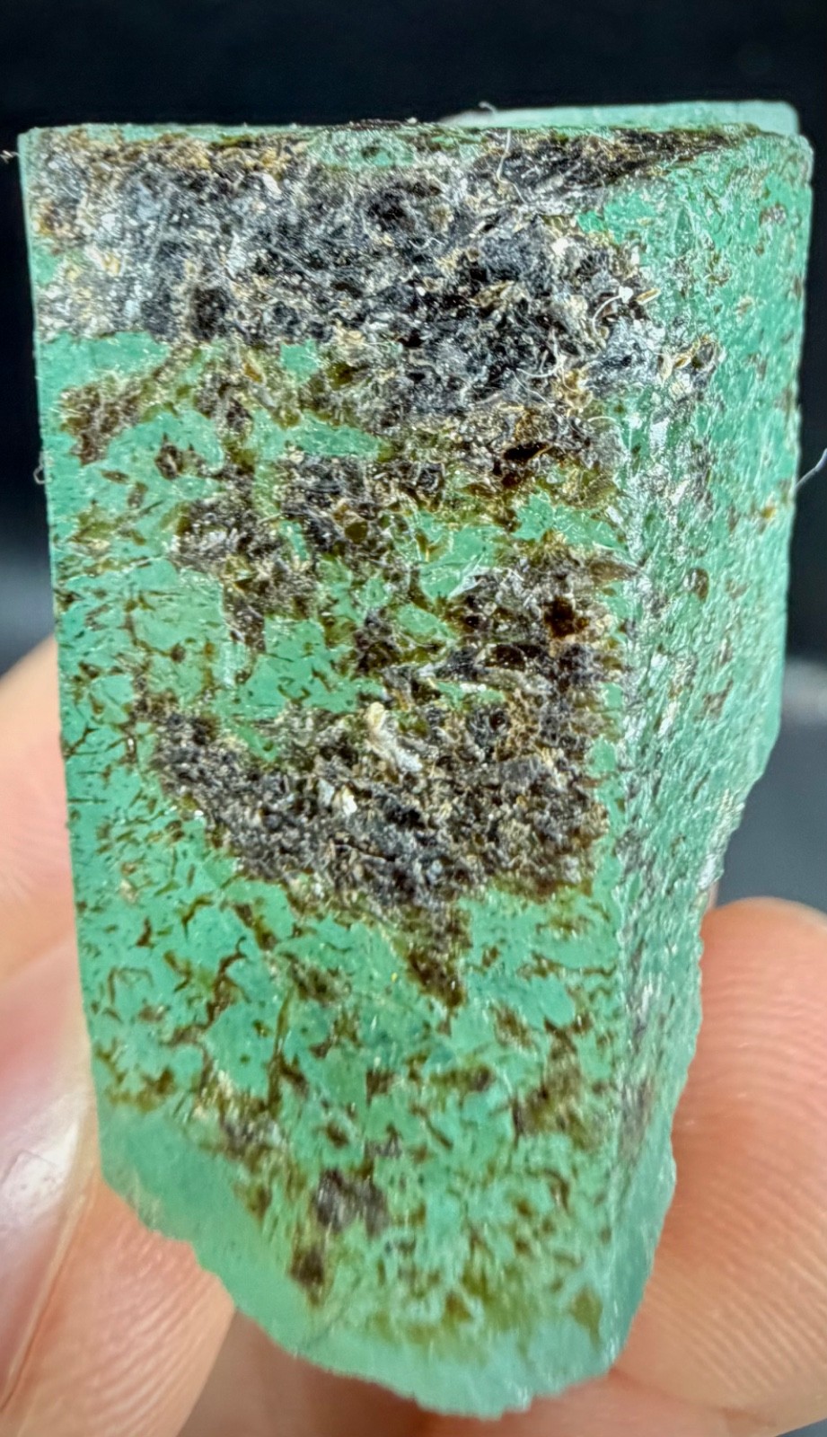 28 gram Natural Emerald crystal specimen From Pakistan @mineral specimen 28 gram Natural Emerald crystal specimen From Pakistan @mineral specimen
