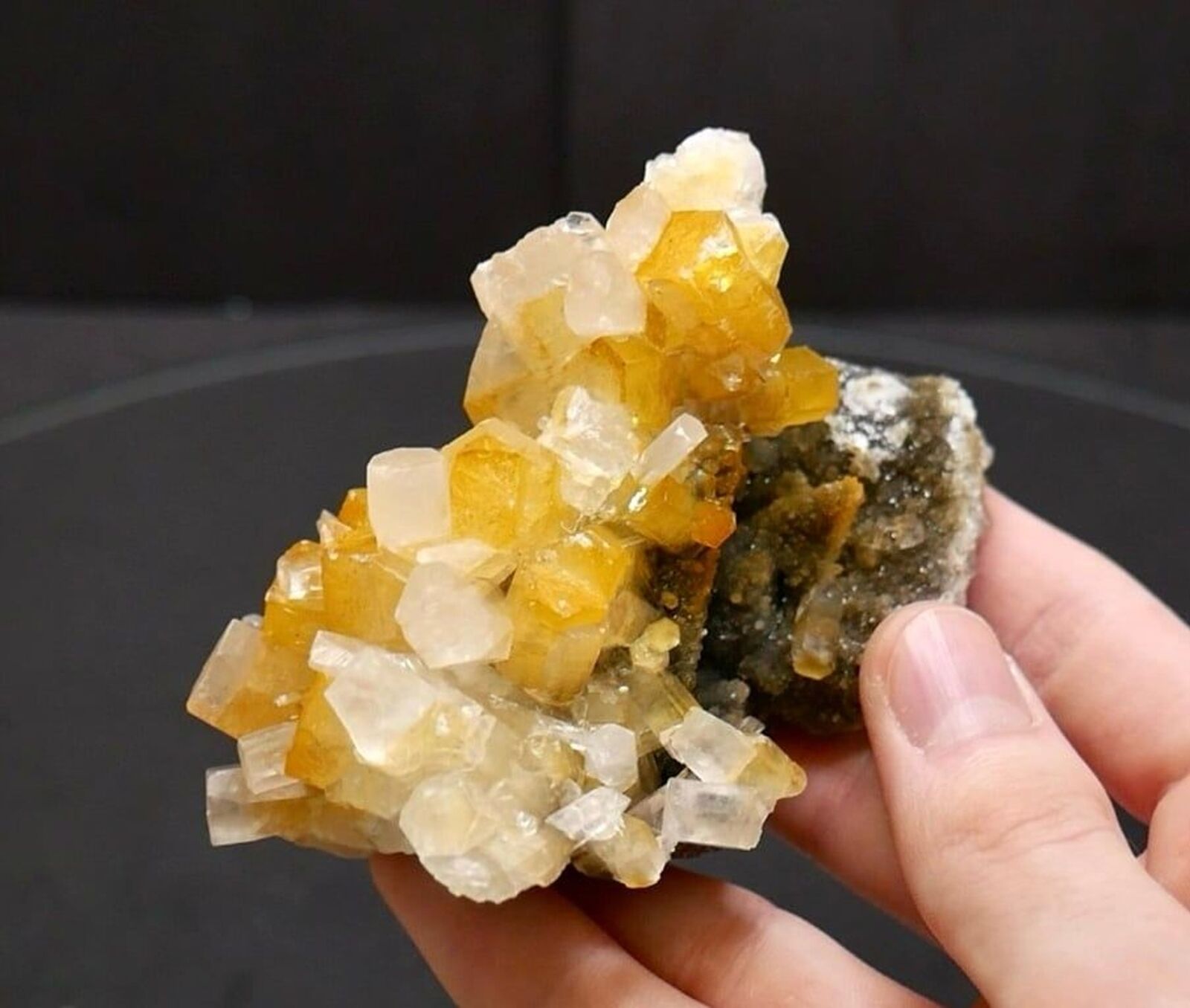 New Find Iridescent Yellow and Clear Columnar Calcite - Xia Yang, Fujian, China