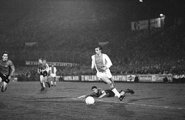 Johan Cruijff Of Ajax V Fc Nurnberg 1968 Old Football Photo Johan Cruijff Of Ajax V Fc Nurnberg 1968 Old Football Photo