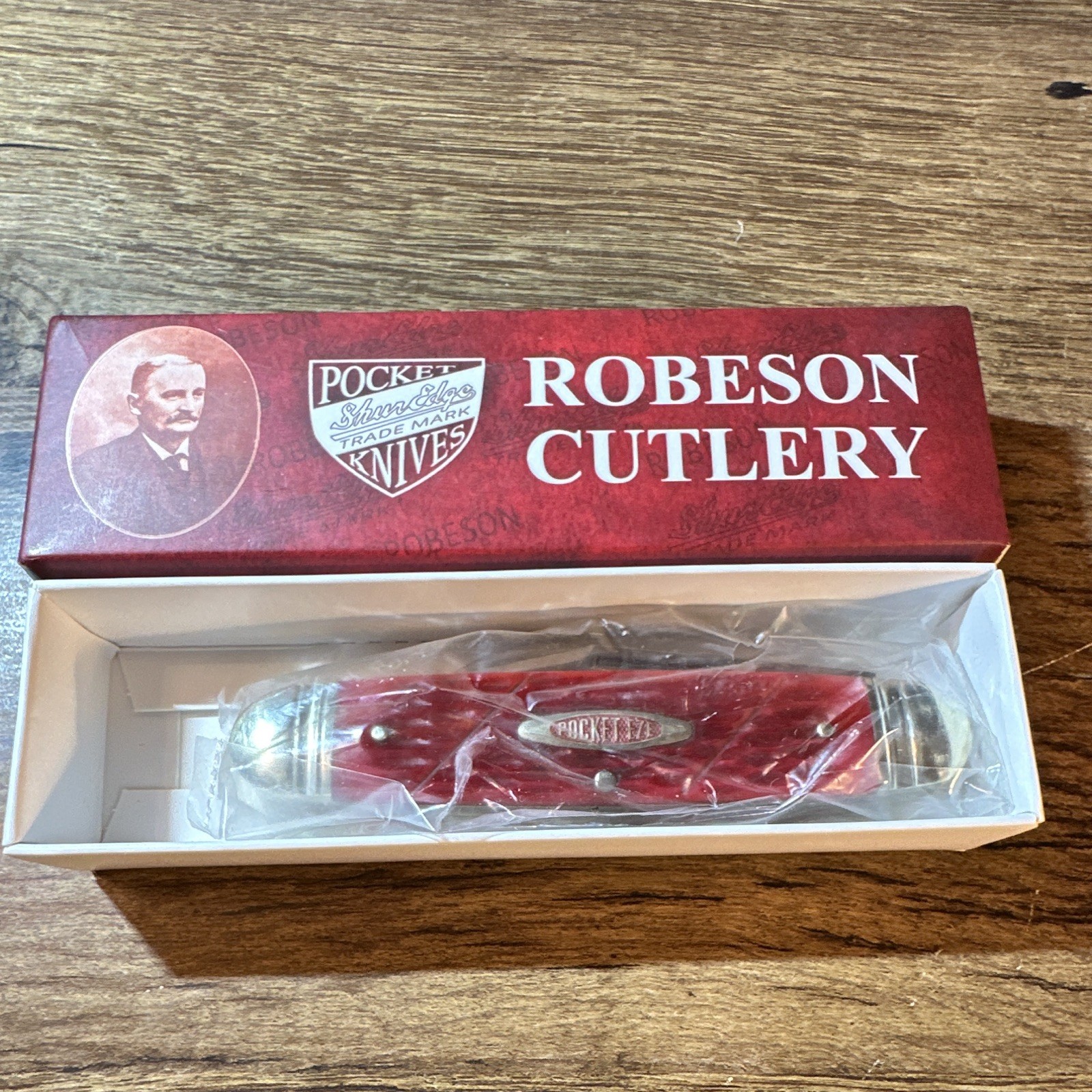 Robeson ROB55355 ShurEdge Pocketknife 3-Blade Plain SS Slipjoint Red Plastic
