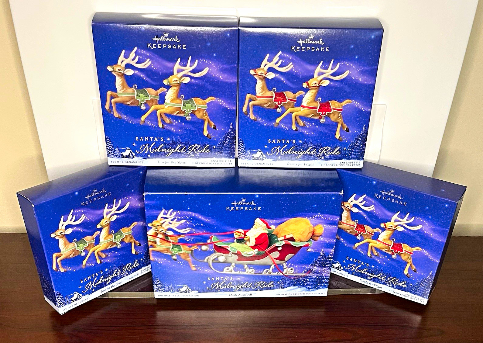2005 Hallmark Santa’s Midnight Ride 8 Reindeer Table Decor NEW NRFB 5 Box Set