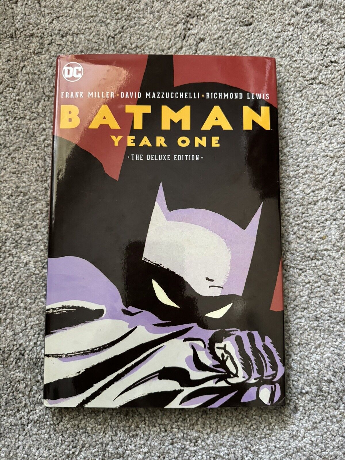 batman year one deluxe edition hardcover set
