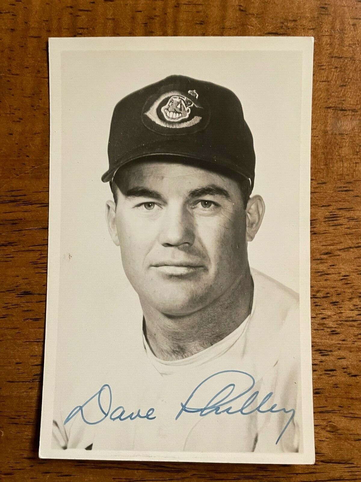 1955 Cleveland Indians Dave Philley Signed Postcard