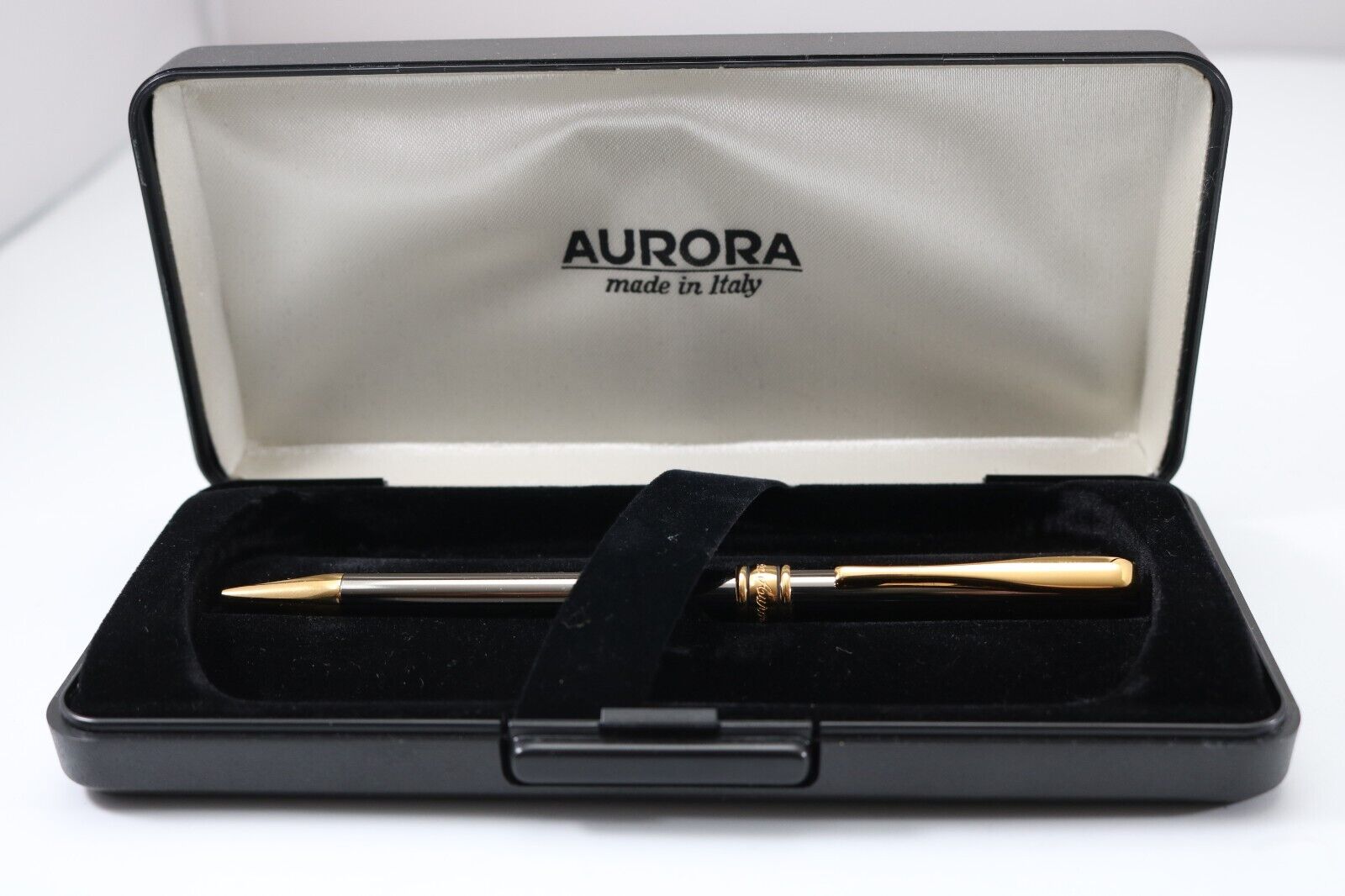 Vintage Aurora Magellano Gun Metal Grey Ballpoint Pen, GT