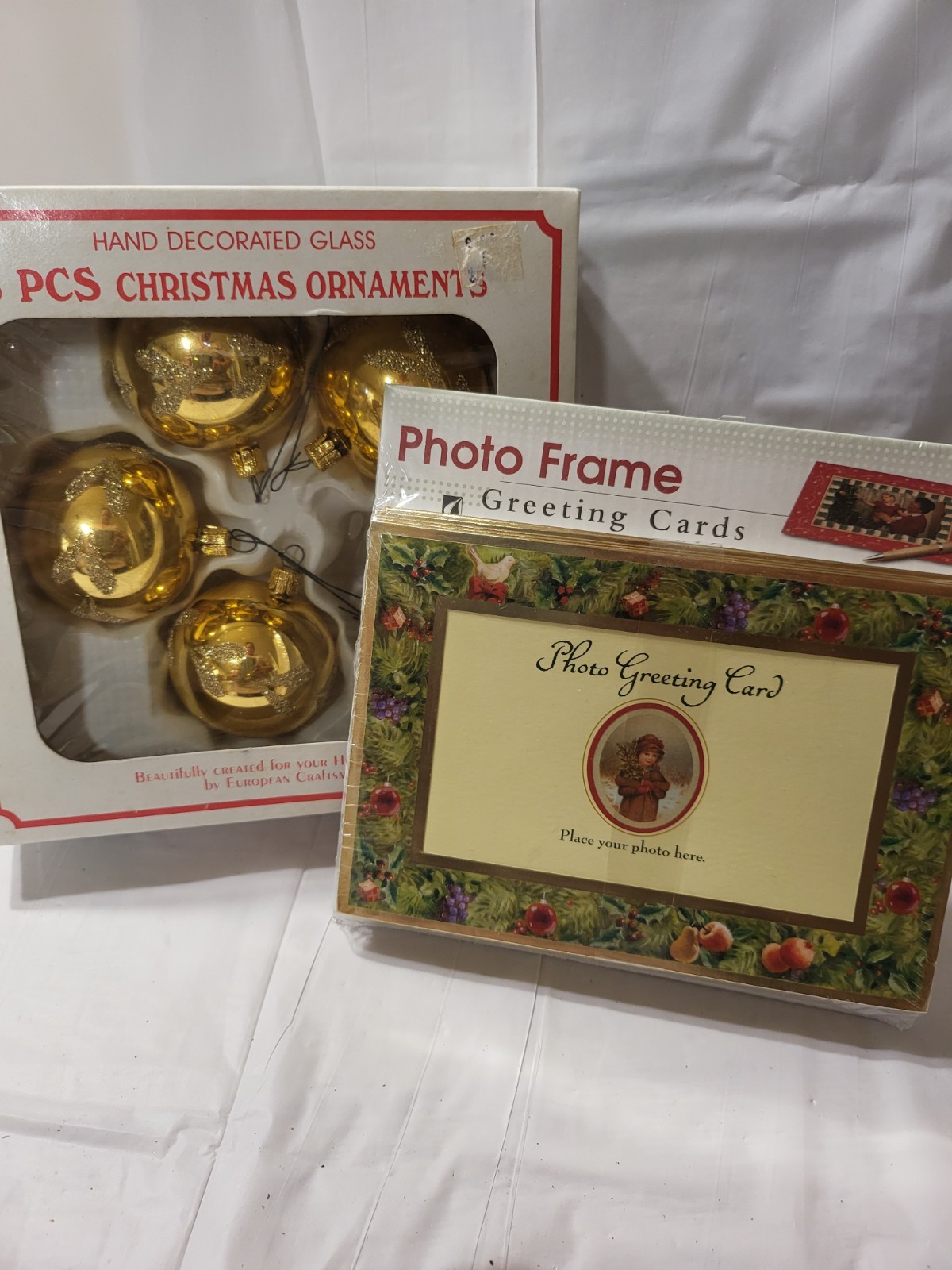  Vtg NOS christmas photo cards + 4 Vtg shiny gold ornaments w/ glitter stencil 