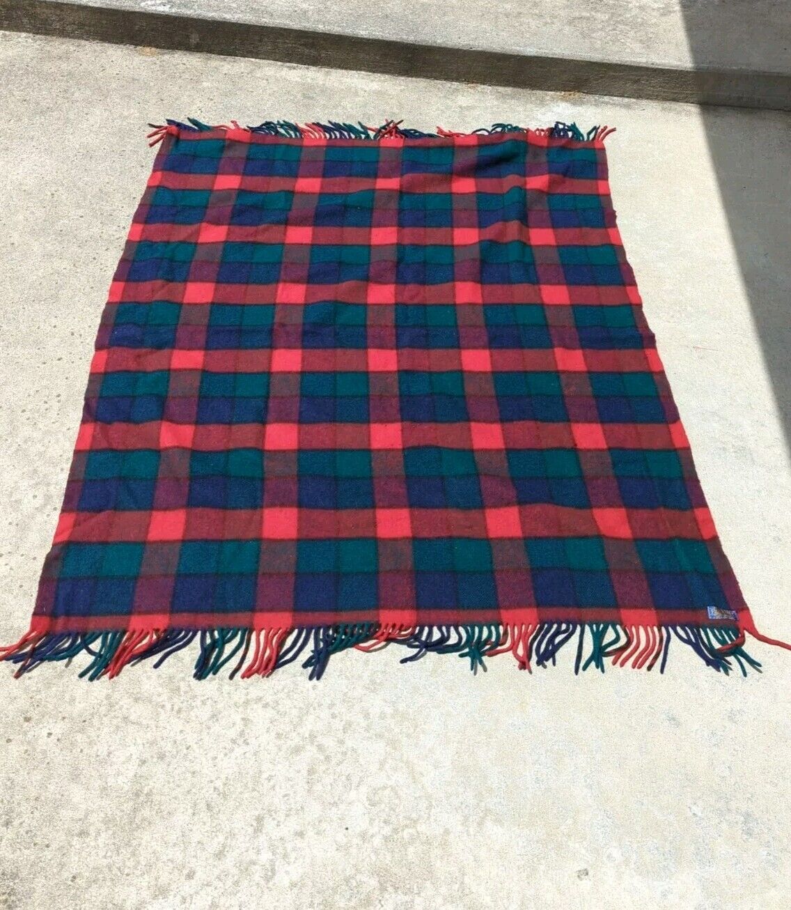 Vintage Pendleton Plaid Blanket w/ Fringe 100%  Virgin Wool Made in USA K7
