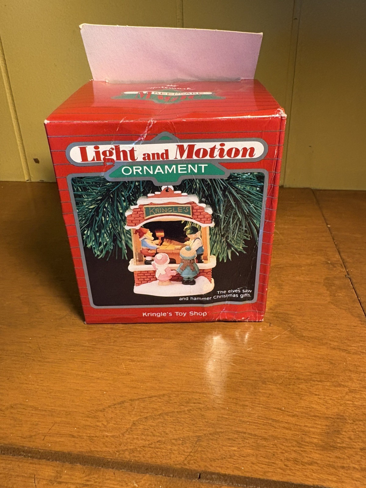 Vintage Hallmark 1988 Kringles Toy Shop Keepsake Ornament Magic Light & Motion