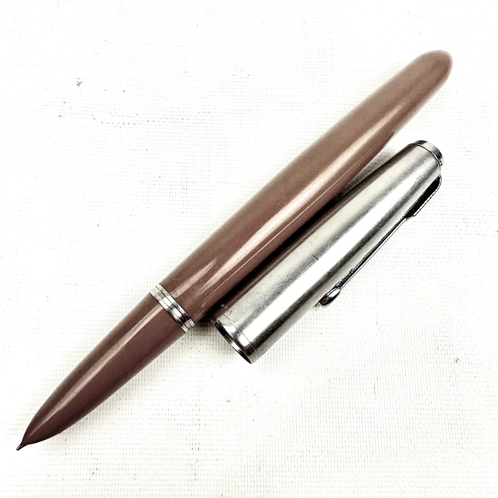 Vintage Parker 51 Cocoa Demi Fountain Pen Medium Point 14k Gold Nib (Excellent)