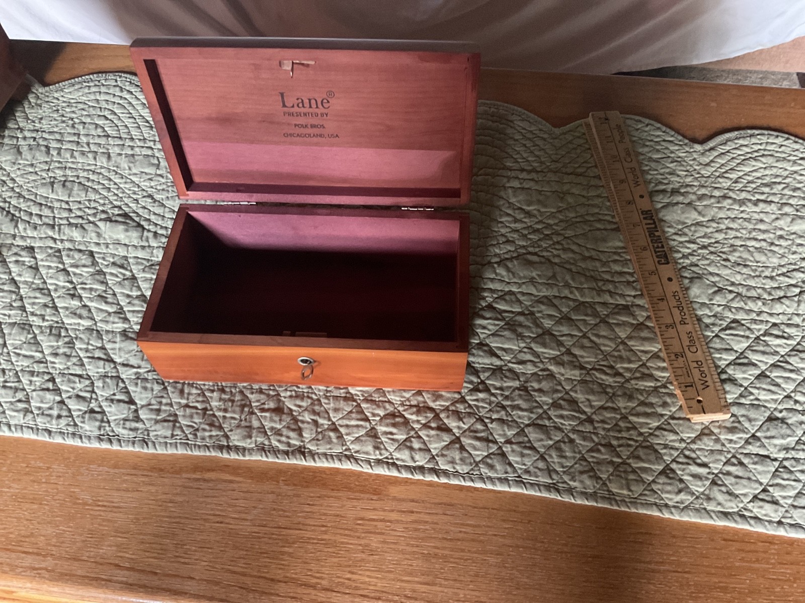 Vintage Chicago Lane Cedar Jewelry Box Chest with Key USA 9x 5 EUC POLK BROS