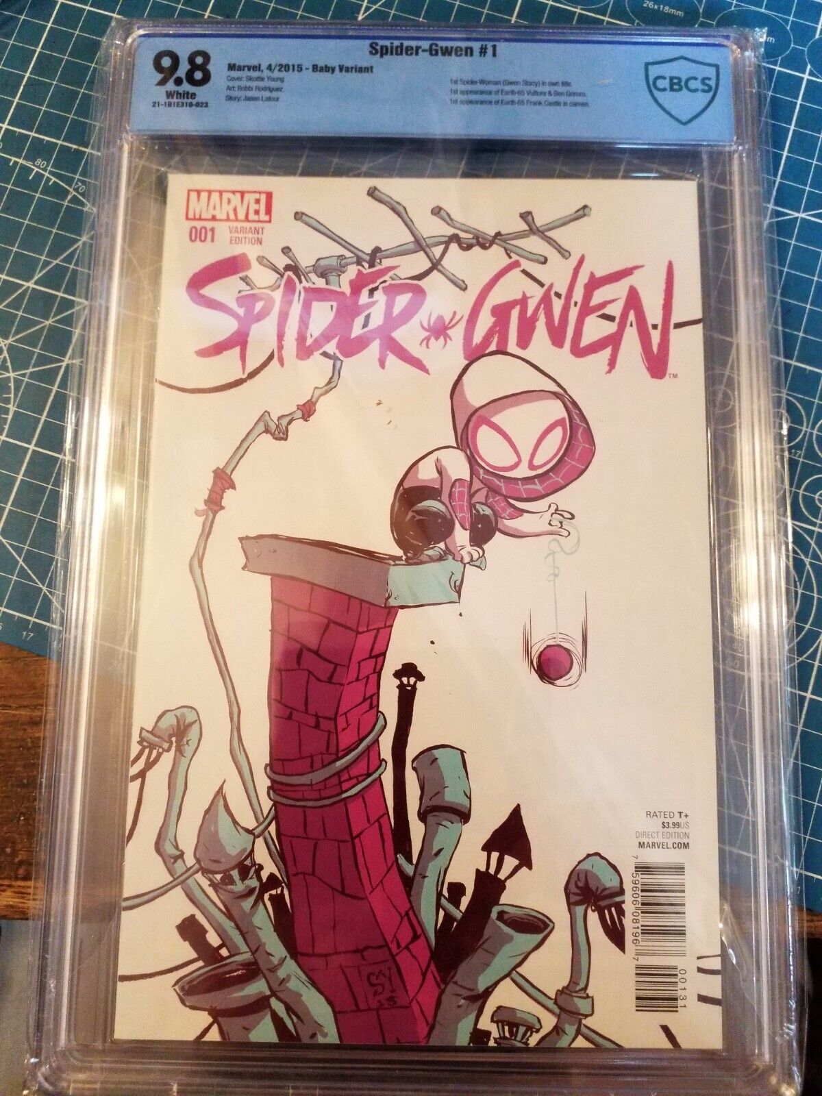 Spider-Gwen vol.1 #1 2015 Variant CBCS 9.8 Marvel Comic Book ST5-24