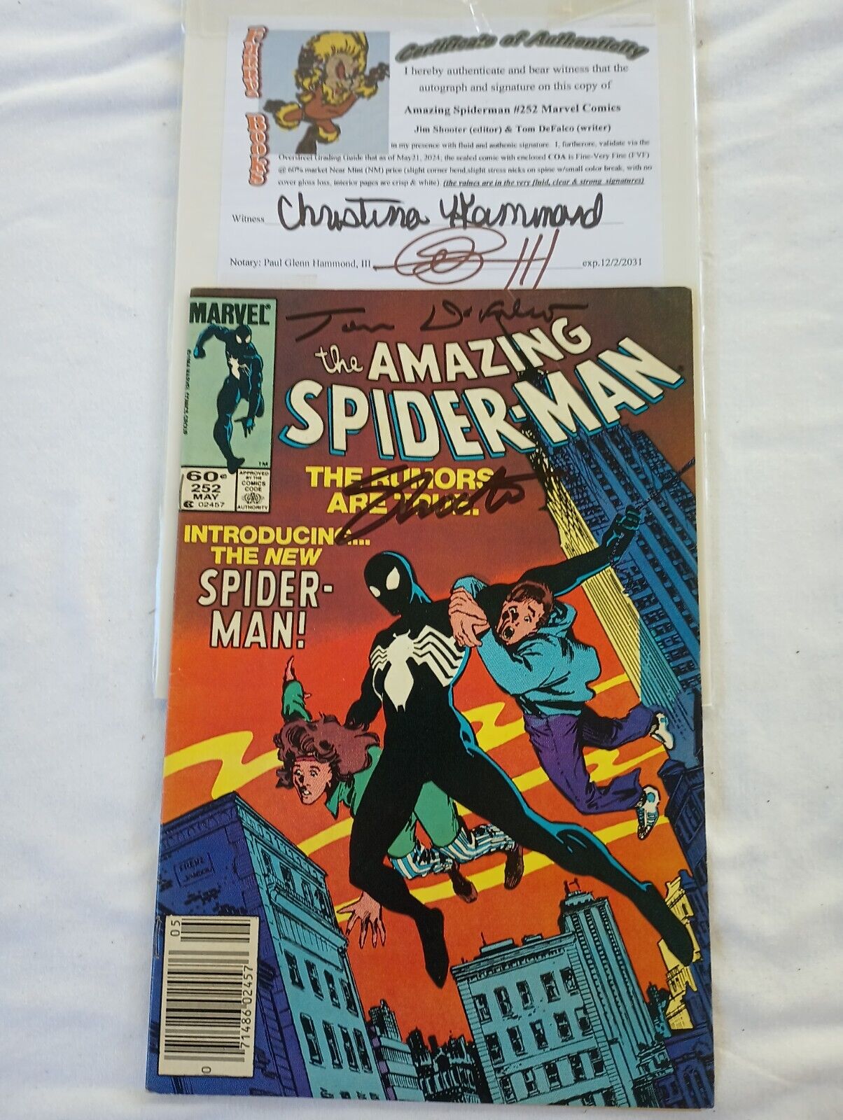 Amazing Spiderman #252 Marvel Black suit VF- signed Jim Shooter & Tom DeFalco