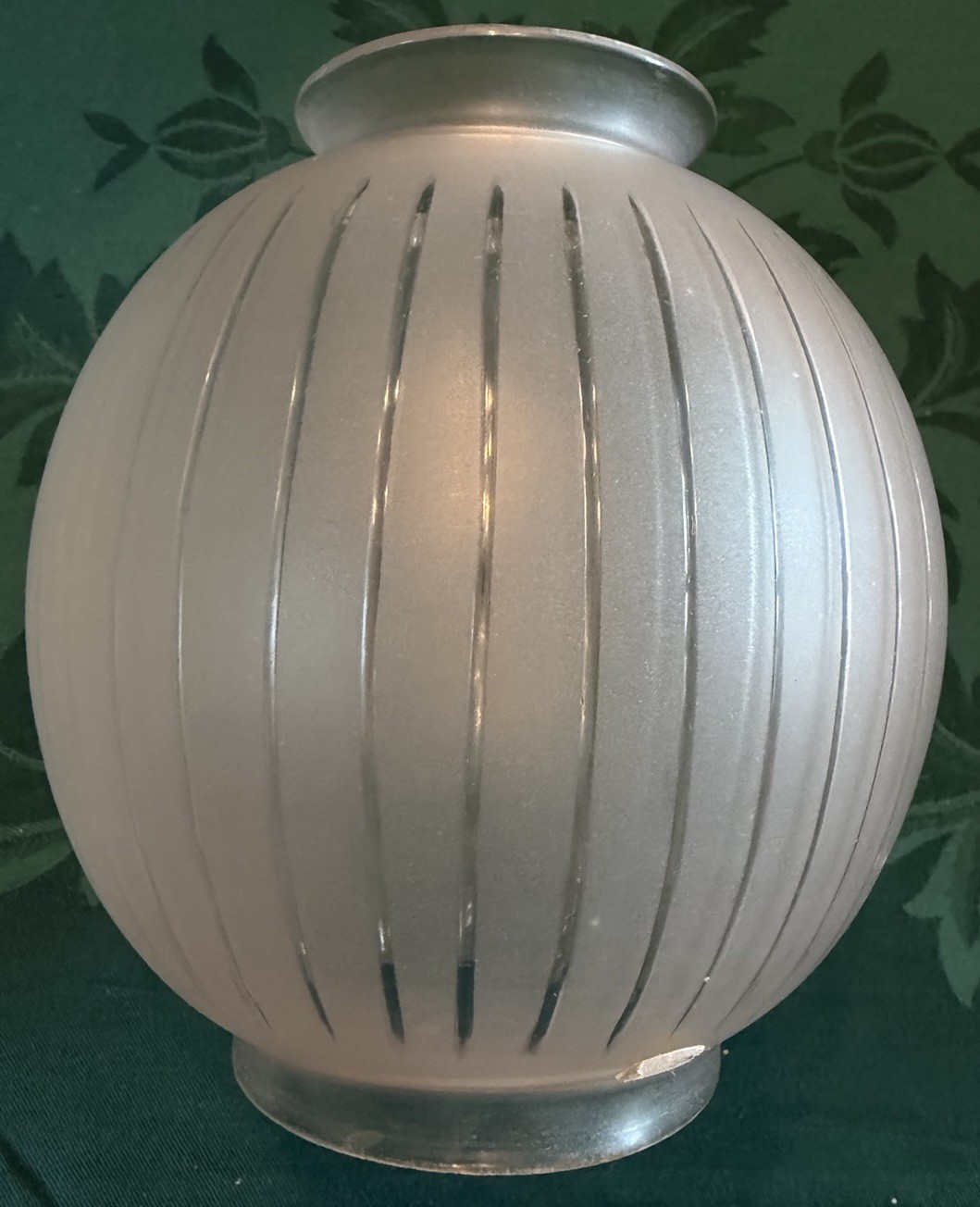 NICE Antique Victorian Frosted & Wheel Cut Lines Astral Solar Argand Lamp Shade