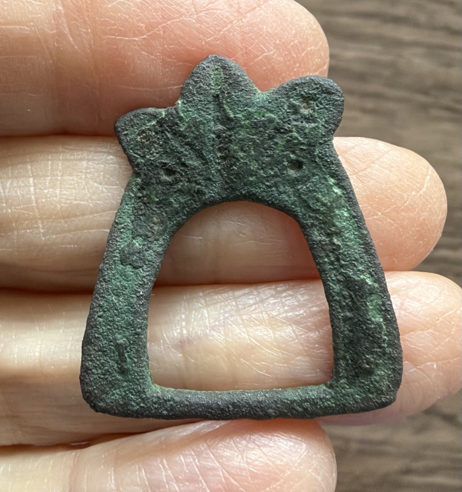ANGLO-SAXON. 8TH-9TH CENTURY. BRONZE BUCKLE. ANGLO-SAXON. 8TH-9TH CENTURY. BRONZE BUCKLE.