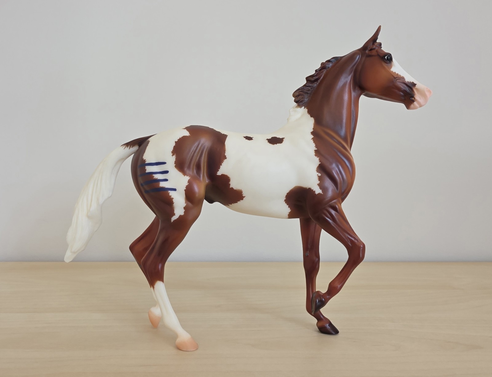 Breyer Traditional Model Horse WAPASHA #701845 Lonesome Glory Mid States SR 2005 Breyer Traditional Model Horse WAPASHA #701845 Lonesome Glory Mid States SR 2005