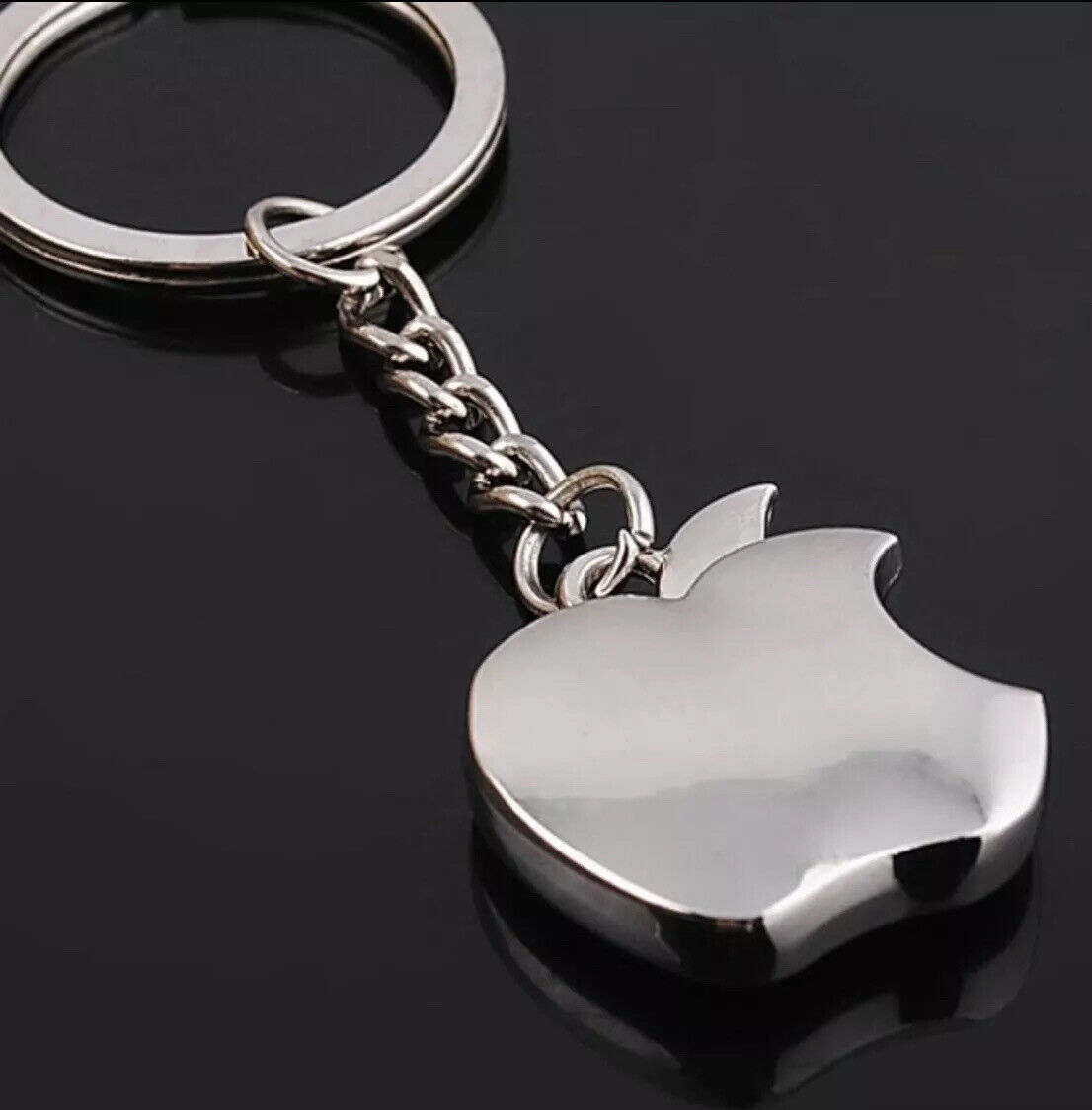 Novelty Souvenir Metal Apple Key Chain Creative Gifts Apple Keychain Key Ring 