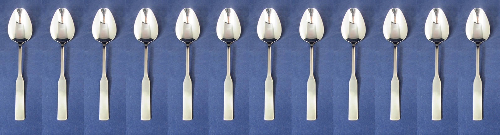 SET OF TWELVE - Oneida Stainless MODERN ANTIQUE 7-5/8\