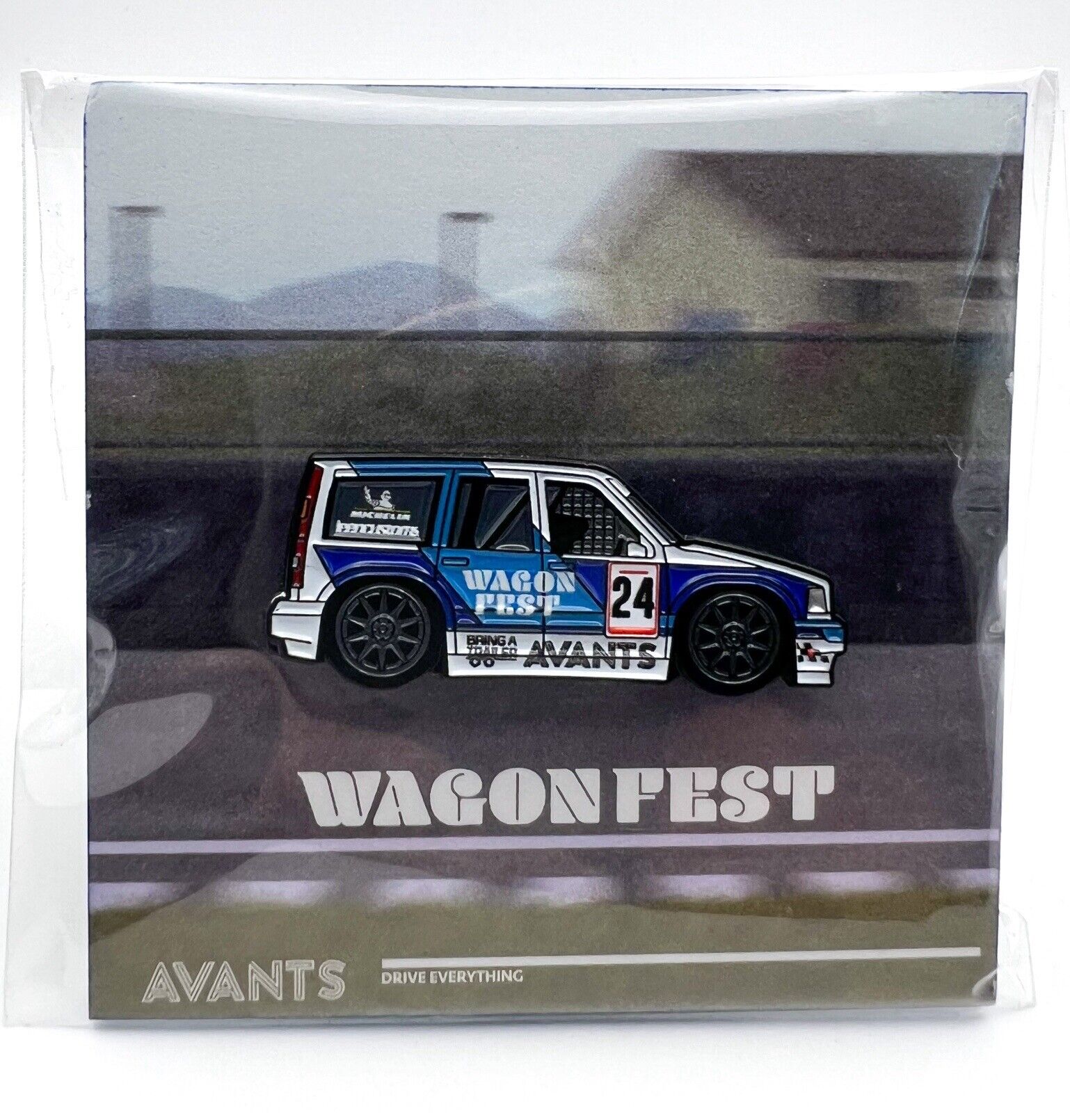 Leen Customs X Avants - Wagonfest Event Volvo  Event Pin