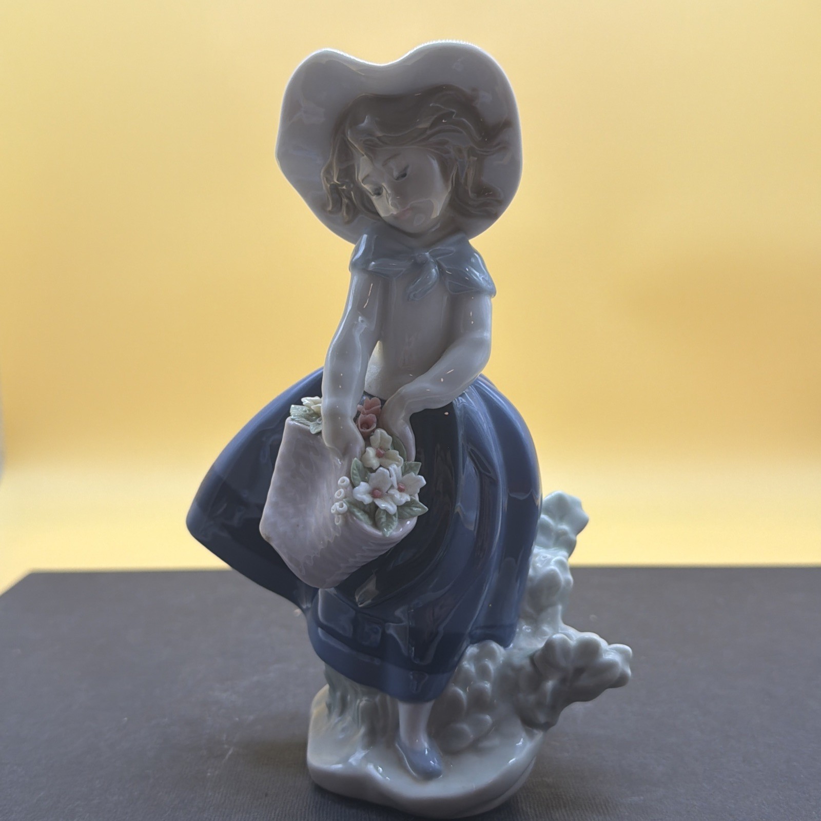 LLADRO 1983 #5222 LLADRO 1983 #5222