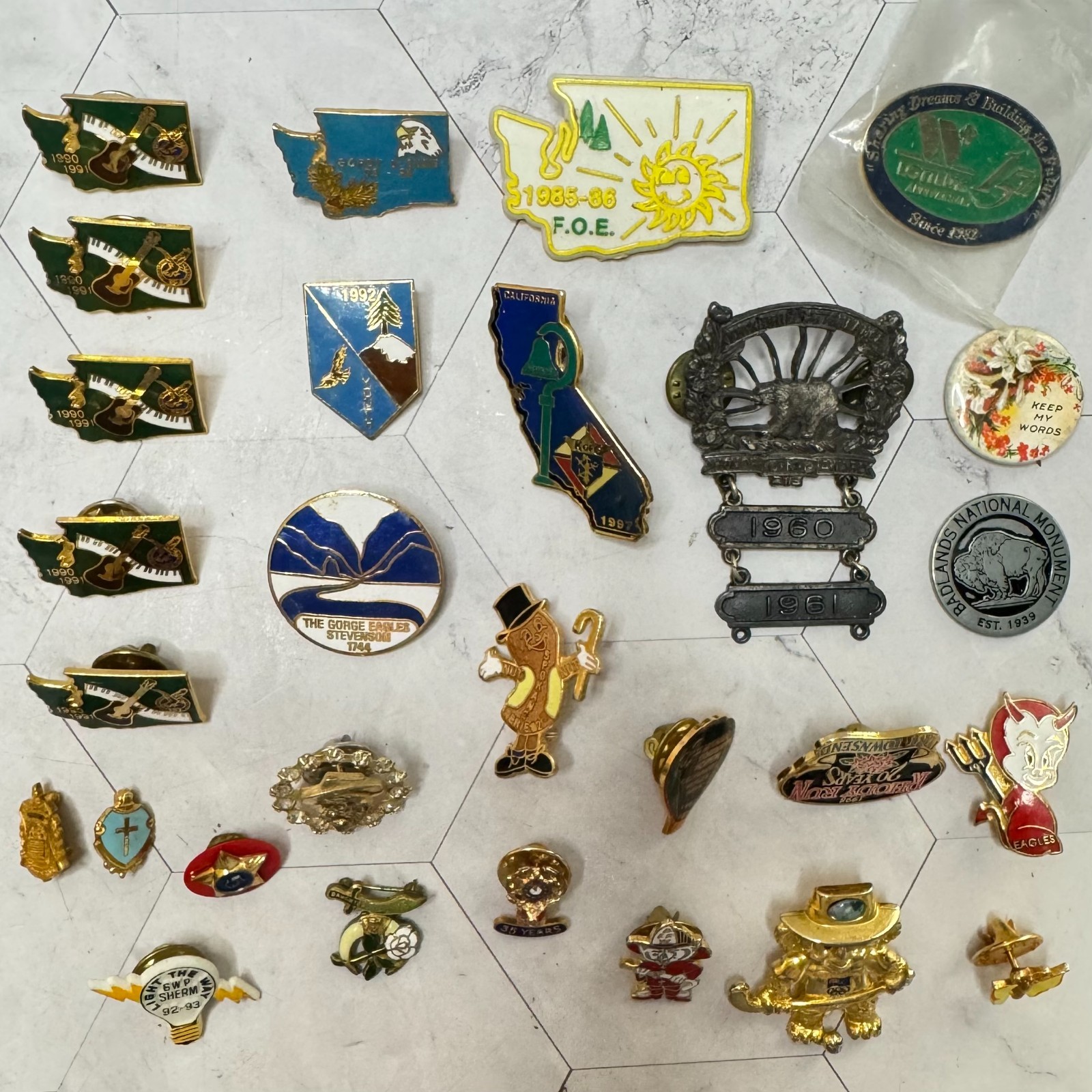 28 Pc Lot Vintage Pins Service Awards Unions Clubs Military School Fraternal
