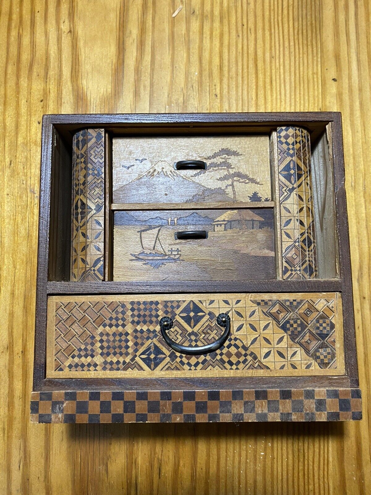 Vintage  handmade inlaid marquetry wood Small jewelry trinket box