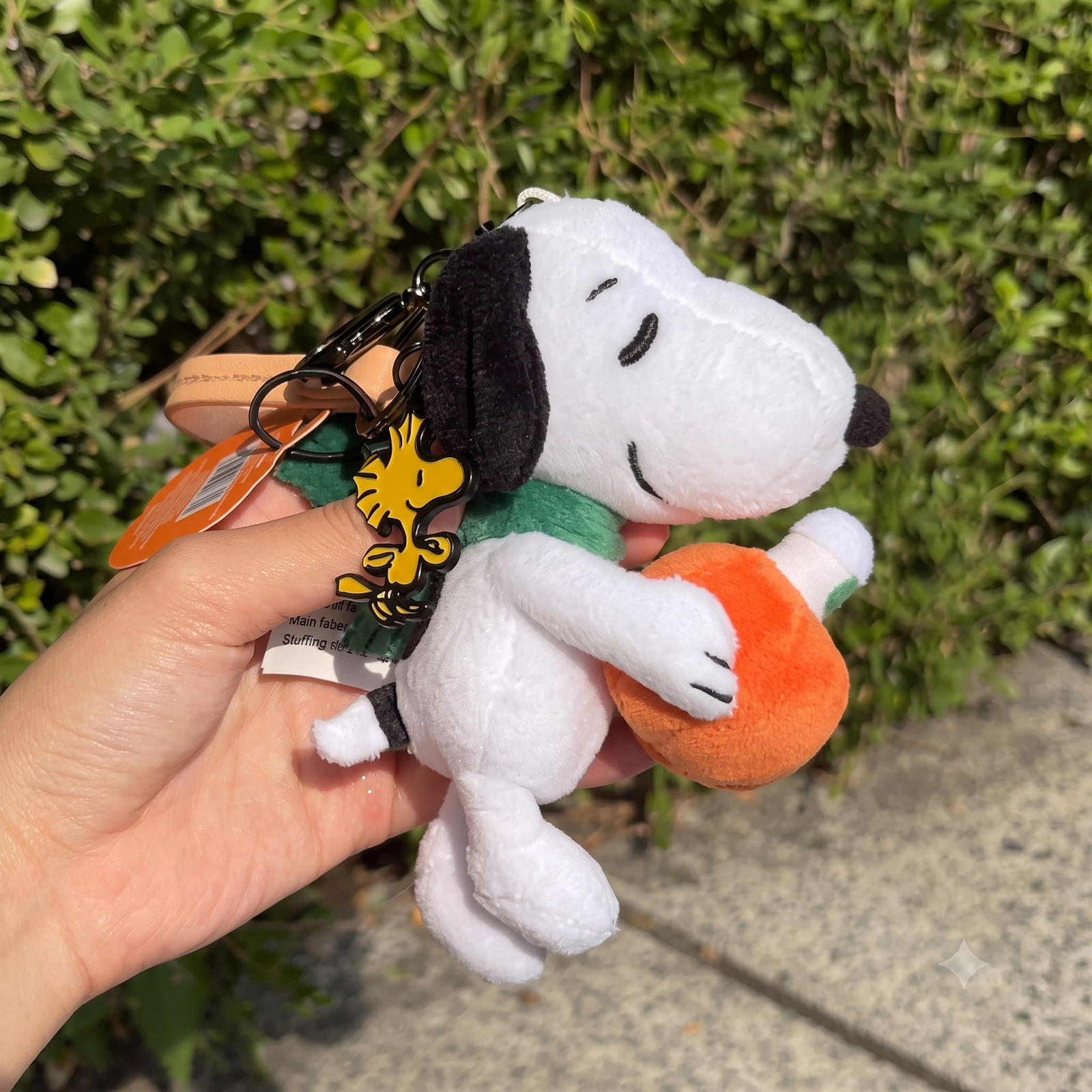 Starbucks Korea 2026 Peanuts Snoopy Pumpkin Keychain Bag Charm Starbucks Korea 2026 Peanuts Snoopy Pumpkin Keychain Bag Charm