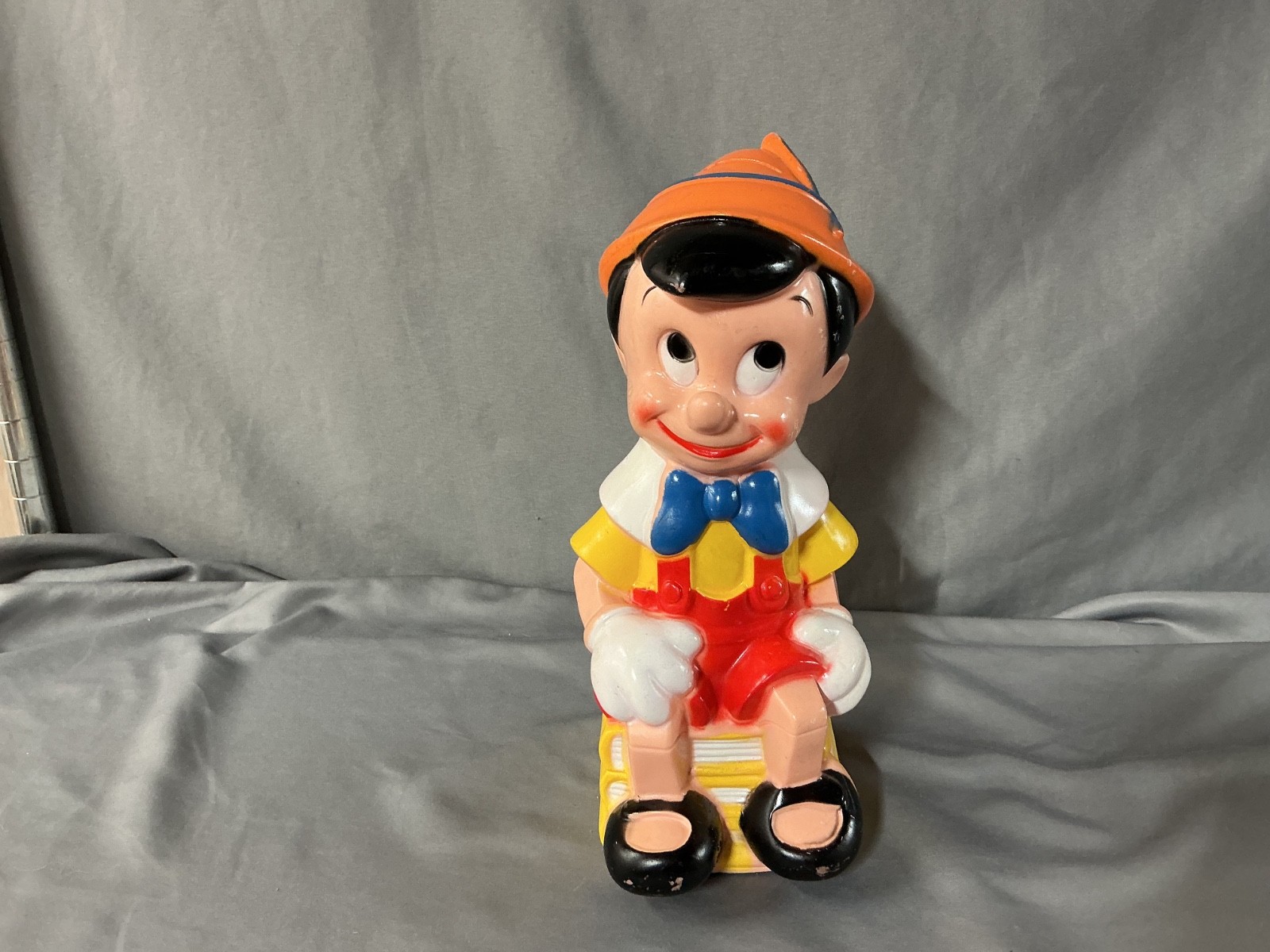 Walt Disney Pinnocchio Vintage Plastic Figure Toy Bank
