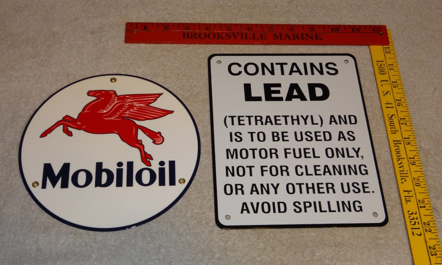 VINTAGE LOT 2 DIECUT PORCELAIN MOBIL MOBILOIL & GASOLINE CONTAINS LEAD OIL SIGN VINTAGE LOT 2 DIECUT PORCELAIN MOBIL MOBILOIL & GASOLINE CONTAINS LEAD OIL SIGN