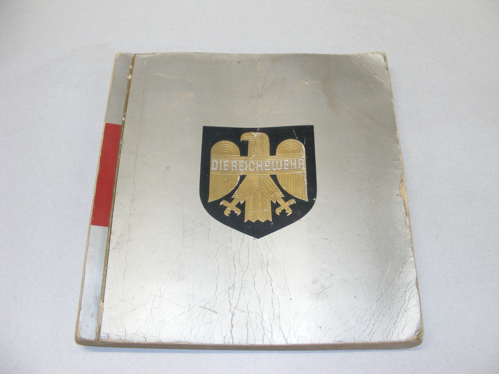 1933 DIE REICHSWEHR GERMAN MILITARY CIGARETTE CARD ALBUM