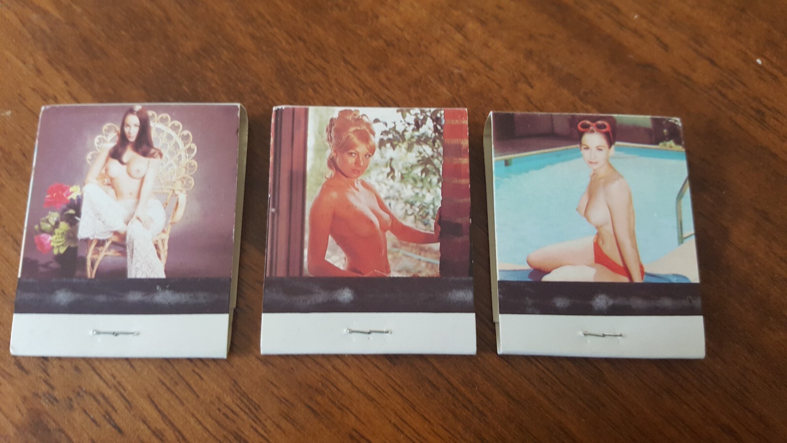 DICK'S LAST RESORT GIRLIE MATCHBOOKS (3) *NEW* DICK'S LAST RESORT GIRLIE MATCHBOOKS (3) *NEW*