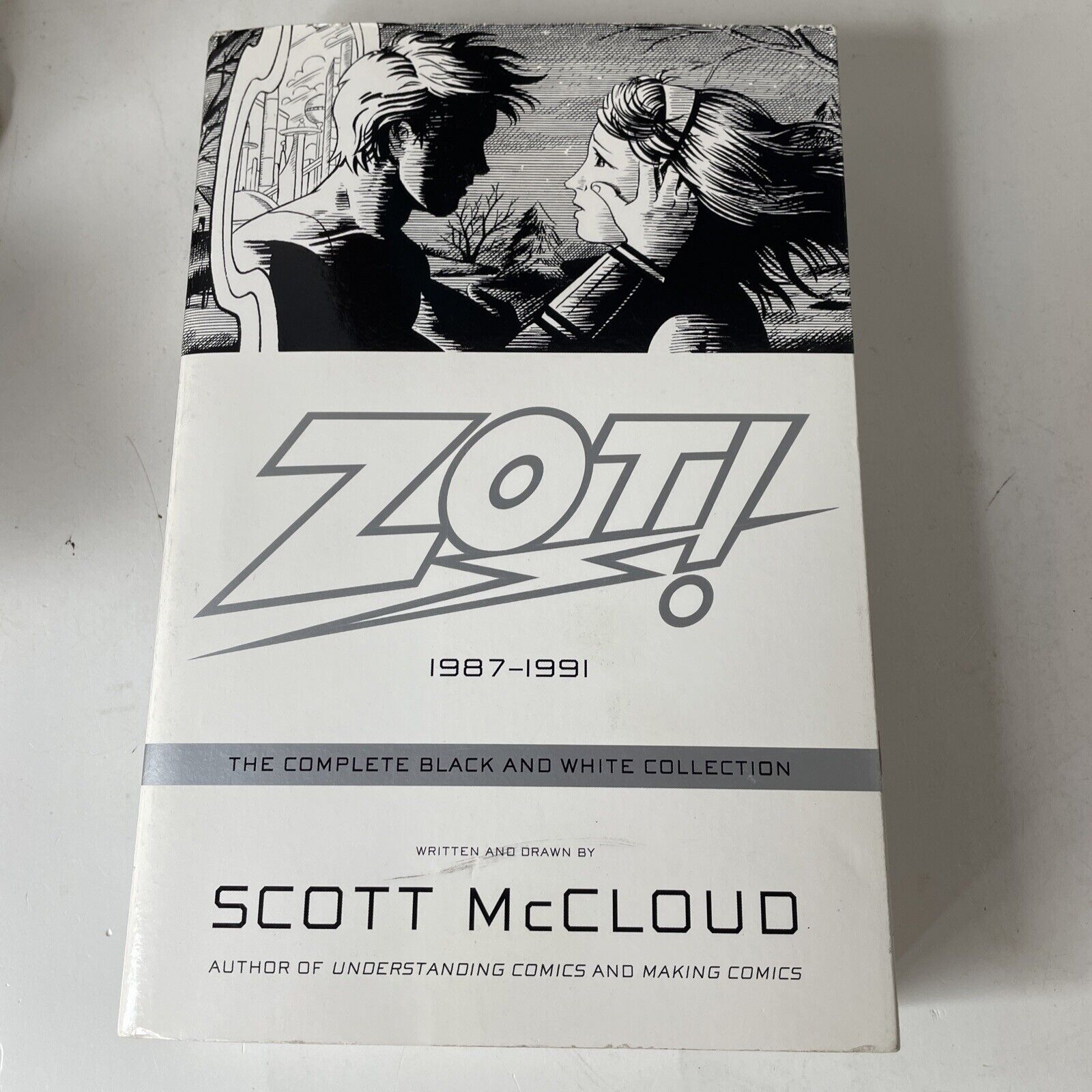Zot : The Complete Black and White Collection: 1987-1991 by Scott McCloud