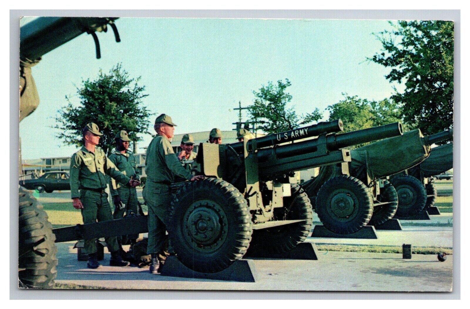 Postcard Fort Hood Texas Howitzer and Soldiers