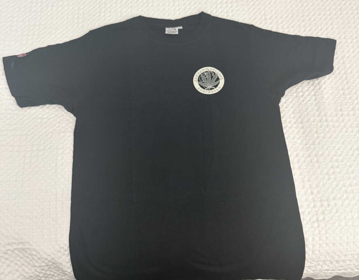 *NEW* Vintage Marijuana Cannabis College Amsterdam L Large T-Shirt Netherlands *NEW* Vintage Marijuana Cannabis College Amsterdam L Large T-Shirt Netherlands