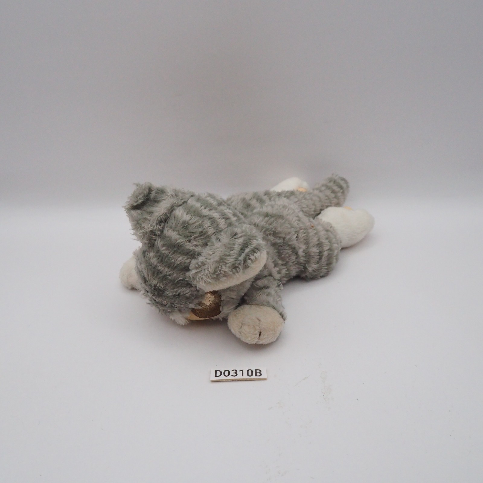 D0310B Wachifield Dayan Cat Grey Laying  Plush Stuffed 5