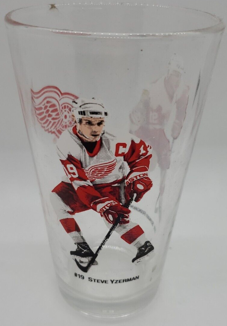 Arby Collectors Series NHL Glass #19 Steve Yzerman #91 Sergei Federov