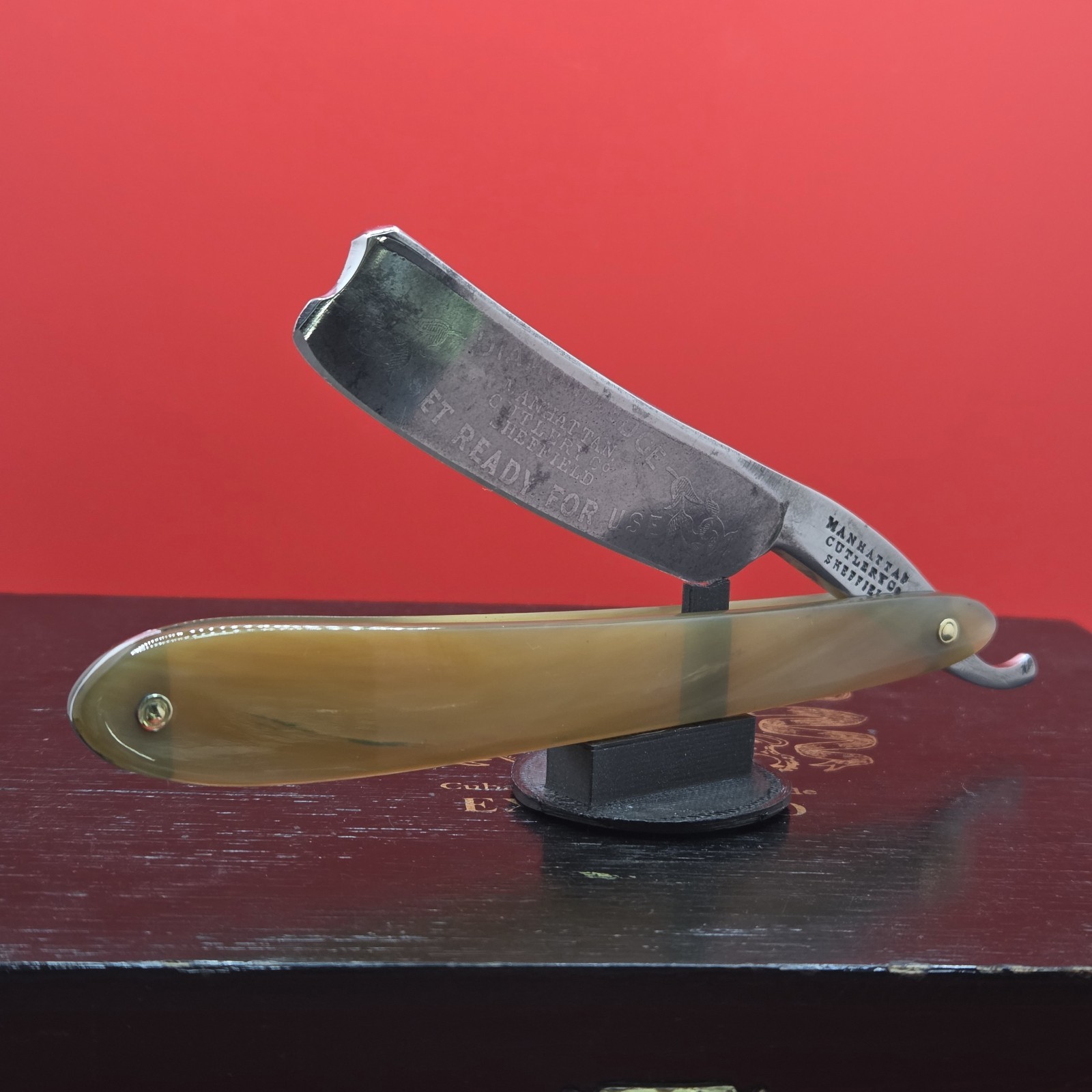 Vintage 13/16 Manhattan Cutlery Co. Sheffield Straight Razor. Restored.