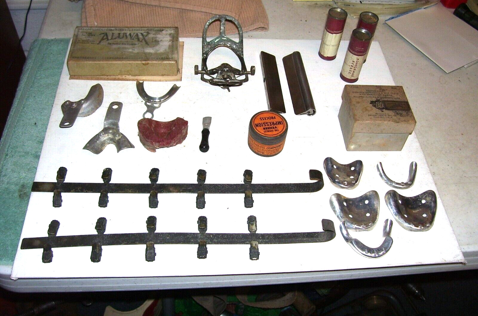 Lot of Vtg Dental Tools & Supplies, Molds, Schmid Thomas blades, kodak holders Lot of Vtg Dental Tools & Supplies, Molds, Schmid Thomas blades, kodak holders