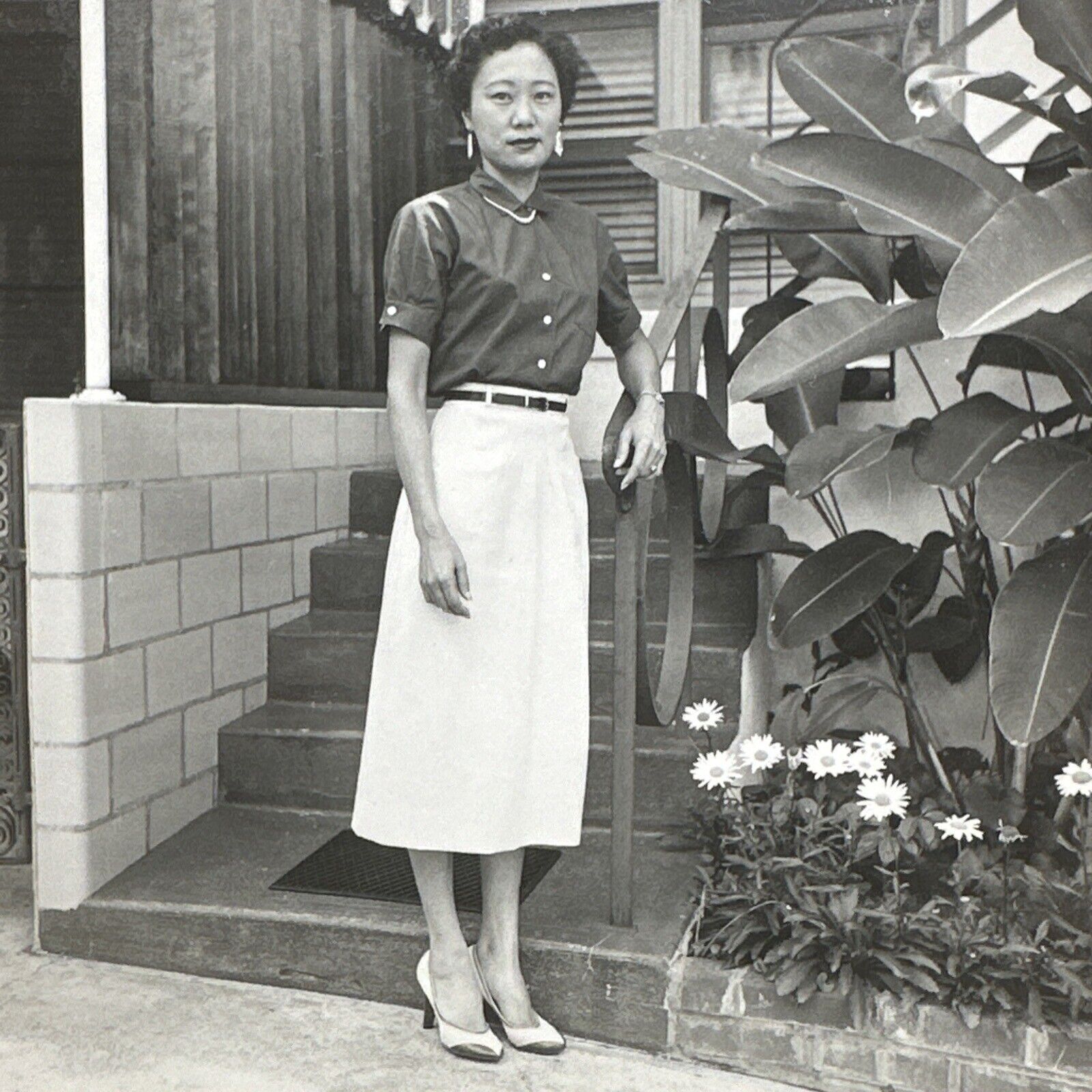 VINTAGE PHOTO 1955 Beautiful Asian American Woman By Daisies ORIGINAL SNAPSHOT