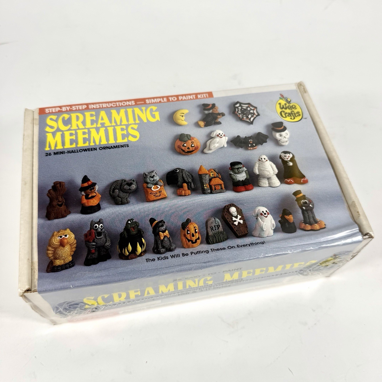 VTG Screaming Meemies Wee Crafts 26 Pc Halloween Ornaments Paint Kit #21005 VTG Screaming Meemies Wee Crafts 26 Pc Halloween Ornaments Paint Kit #21005